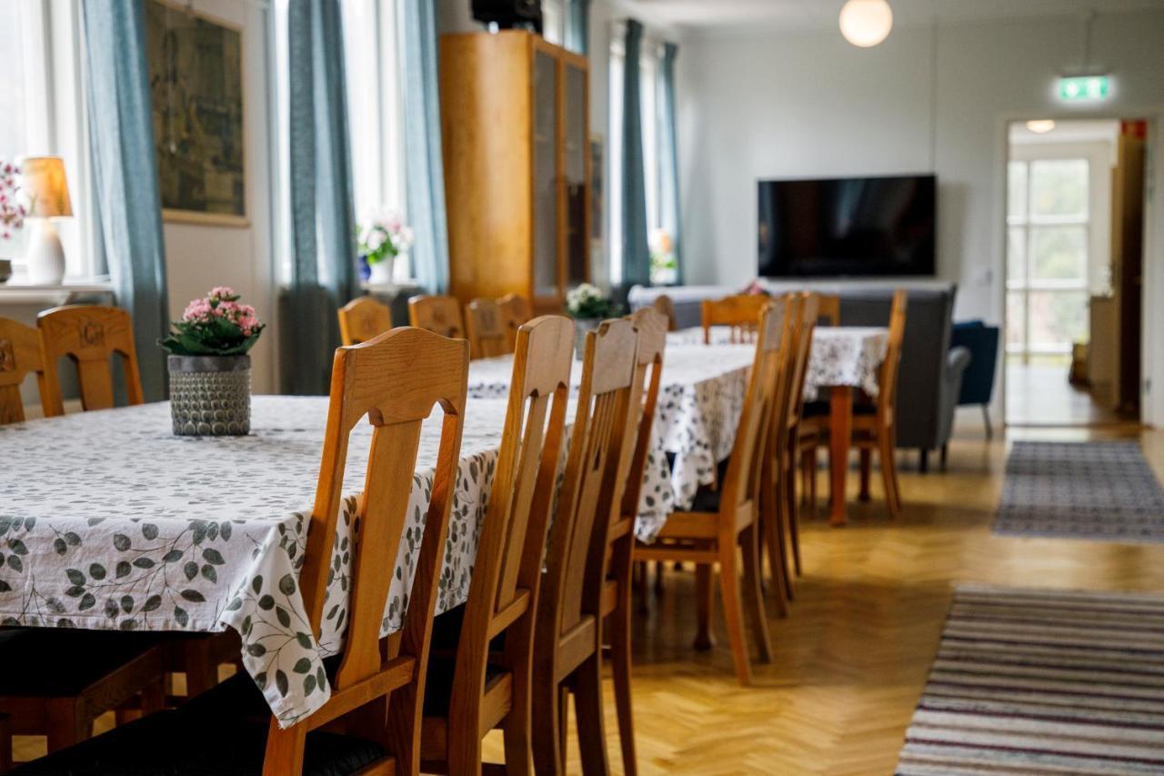 Kalvs Skolhus 호스텔 외부 사진